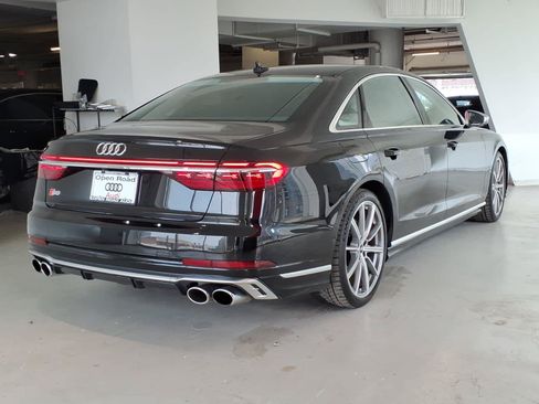 Used 2023 Audi S8 w/ S8 Executive Package AWD/4WD image 4