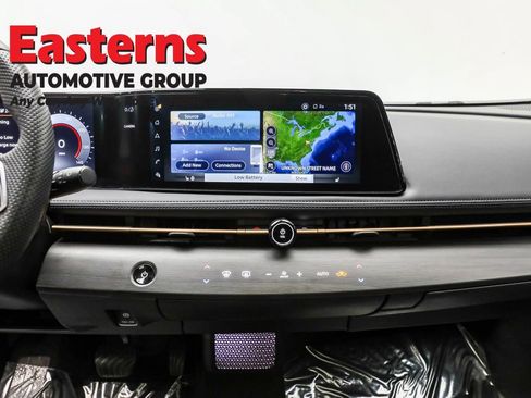 Used 2024 Nissan Ariya FWD image 12