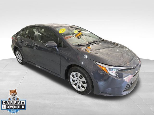 Used 2023 Toyota Corolla LE w/ Carpet Mat Package (TMS) FWD image 14