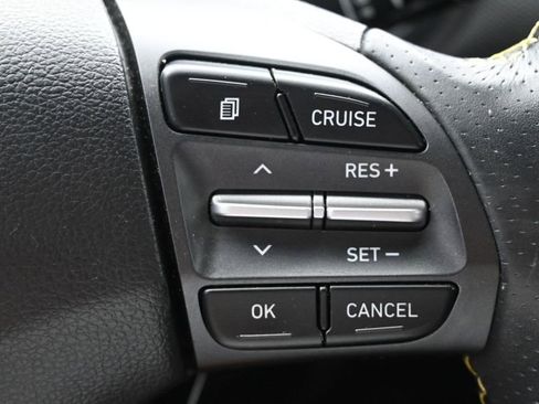 Used 2020 Hyundai Kona Limited FWD image 29