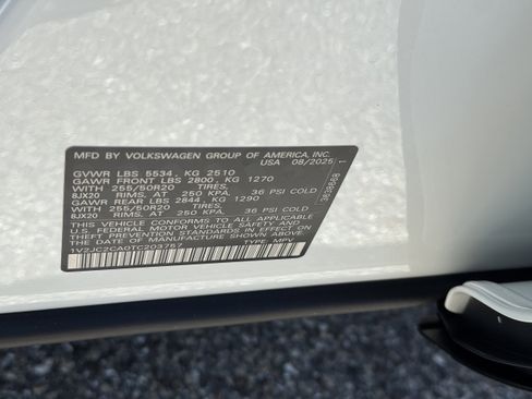 New 2026 Volkswagen Atlas Cross Sport SE image 34