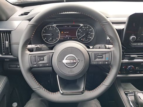 New 2025 Nissan Pathfinder Rock Creek image 15