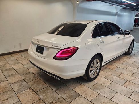 Used 2019 Mercedes-Benz C 300 4MATIC Sedan image 4