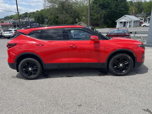 Used 2020 Chevrolet Blazer LT AWD/4WD image 2