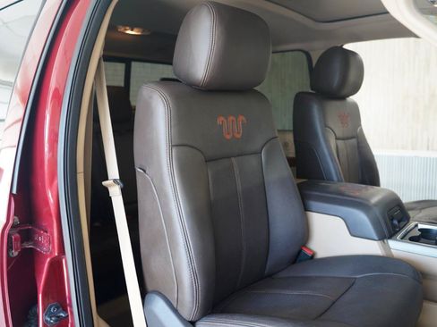 Used 2015 Ford F250 King Ranch w/ FX4 Off-Road Package AWD/4WD image 30