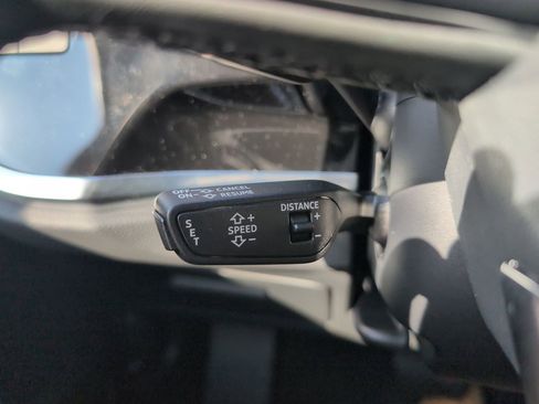 New 2025 Audi Q3 2.0T Premium image 15