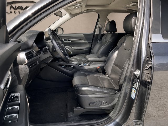Used 2022 Kia Telluride S FWD image 11