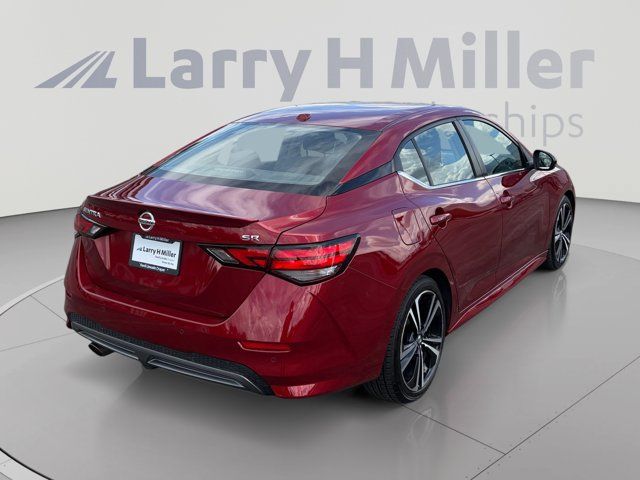 Used 2022 Nissan Sentra SR w/ Electronics Package FWD image 5