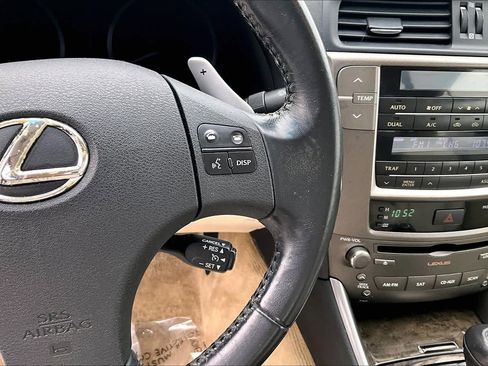 Used 2010 Lexus IS 250C image 22