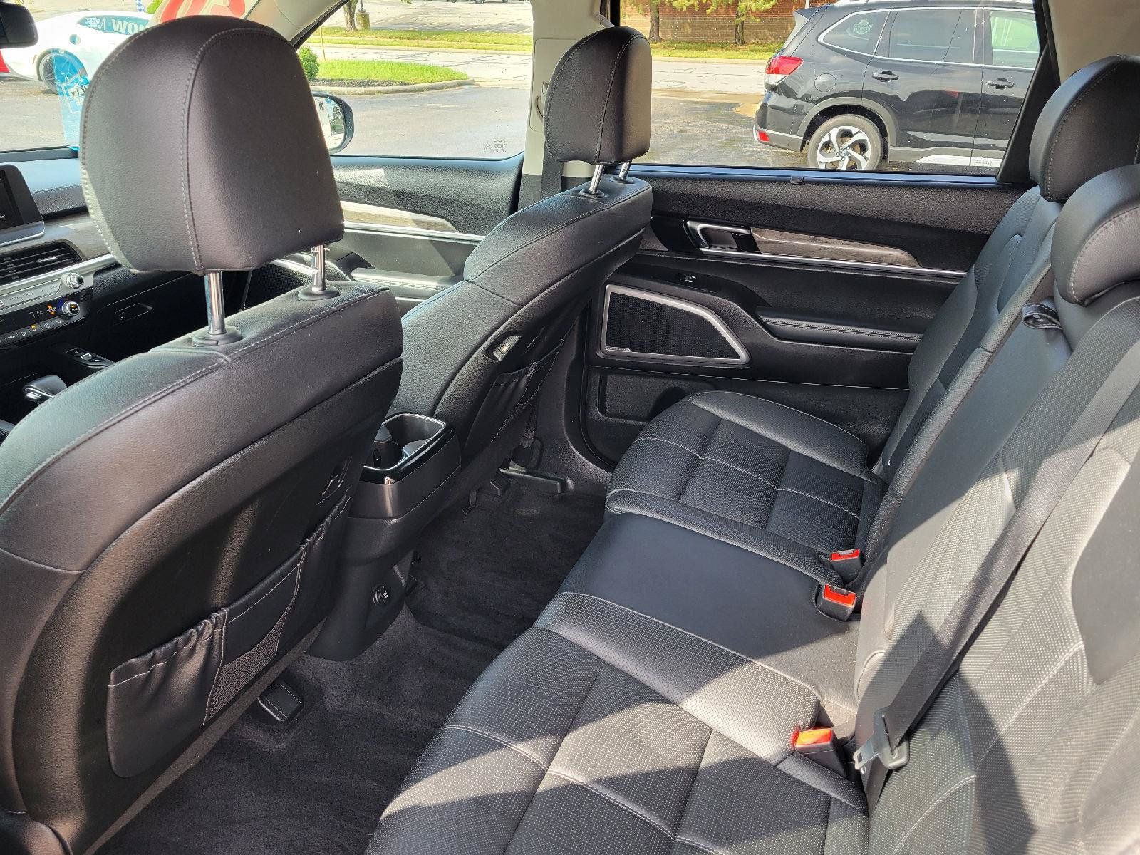 Used 2020 Kia Telluride EX AWD/4WD image 6