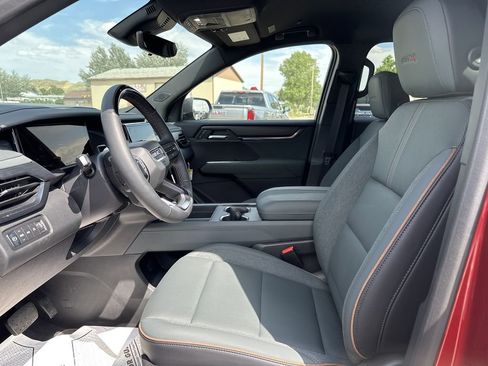 New 2025 GMC Acadia AT4 w/ Super Cruise Package image 5