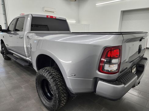 Used 2023 RAM 3500 Big Horn w/ Night Edition image 6