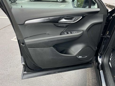 Used 2025 Buick Envision Preferred AWD/4WD image 23