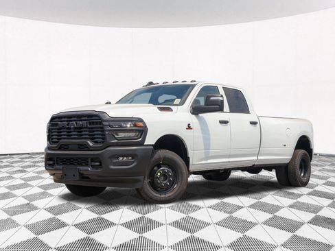 New 2026 RAM 3500 Tradesman AWD/4WD image 26
