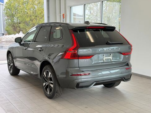 New 2026 Volvo XC60 B5 Plus w/ Protection Package Premier image 8