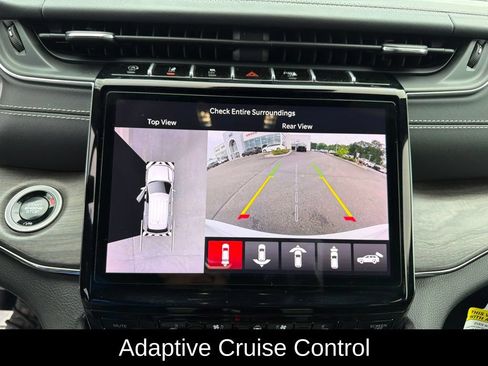 Used 2024 Jeep Grand Cherokee Overland w/ Adv Protech Group III AWD/4WD image 27