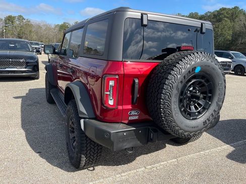 New 2026 Ford Bronco Outer Banks w/ Sasquatch Package image 9