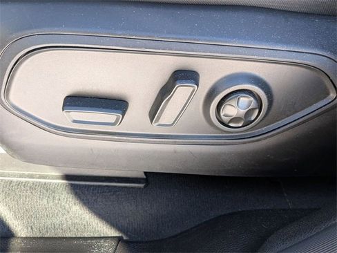 Certified 2024 Jeep Grand Cherokee L Laredo image 13