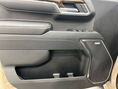 Certified 2022 GMC Sierra 1500 Elevation w/ Elevation Premium Package image 14