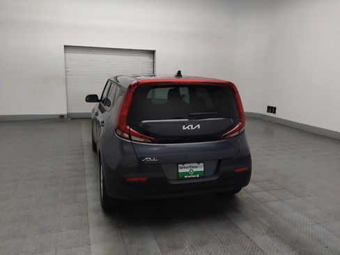 Used 2022 Kia Soul LX w/ Technology Package FWD image 6