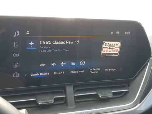Certified 2024 Chevrolet Trax ACTIV FWD image 24