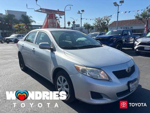 Used 2010 Toyota Corolla LE FWD image 1