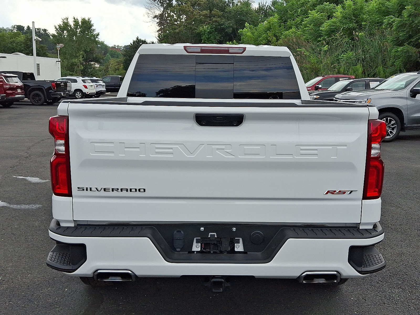 Used 2025 Chevrolet Silverado 1500 RST w/ Convenience Package II AWD/4WD image 5