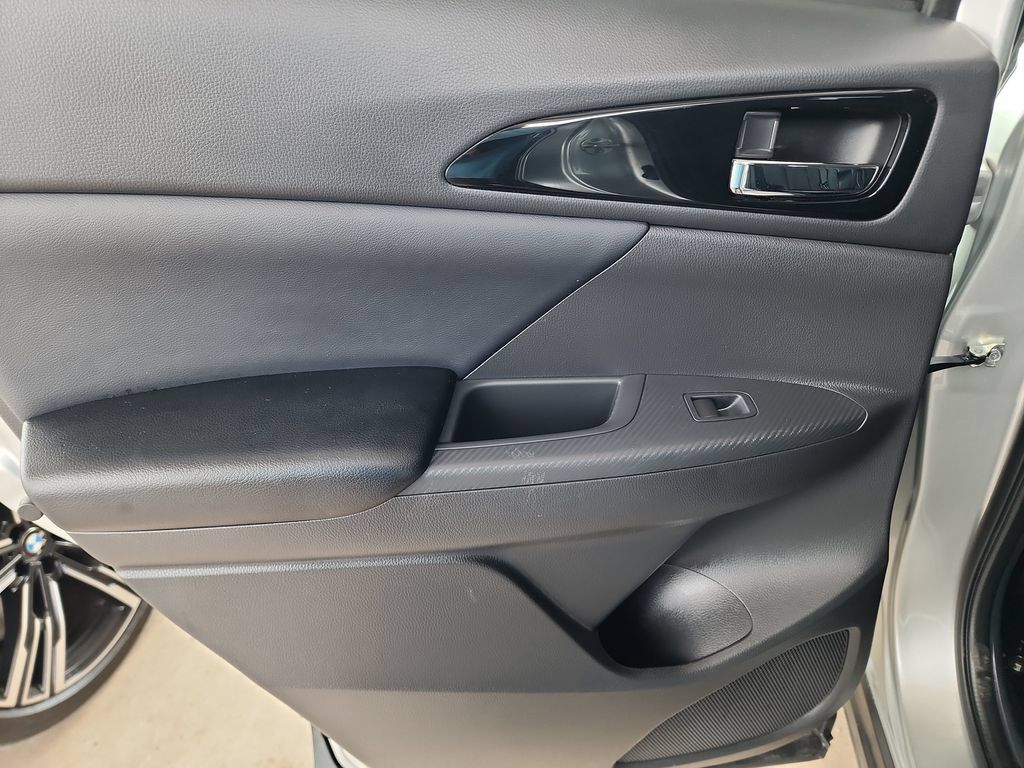 Used 2024 Mitsubishi Eclipse Cross SE AWD/4WD image 35