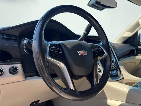Used 2020 Cadillac Escalade ESV Premium Luxury AWD/4WD image 62