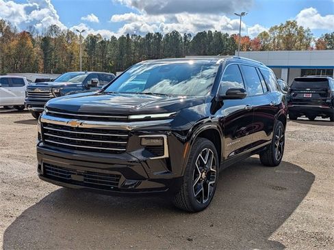 New 2026 Chevrolet Traverse High Country image 5