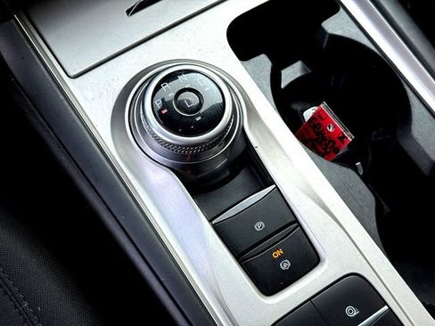 Certified 2021 Ford Explorer XLT image 18