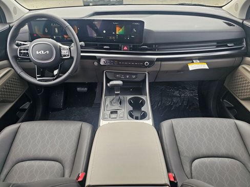 New 2026 Kia Carnival image 9