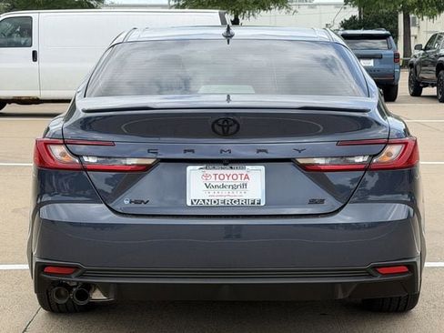 New 2026 Toyota Camry SE FWD image 5