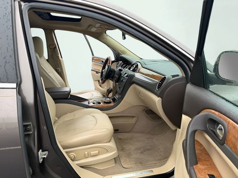 Used 2011 Buick Enclave CXL AWD/4WD image 31