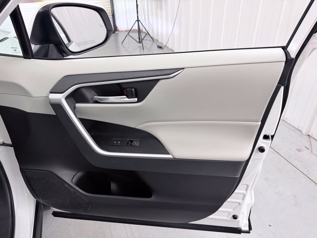 Used 2023 Toyota RAV4 XLE Premium FWD image 36