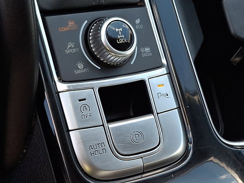 Certified 2023 Kia Telluride LX image 26