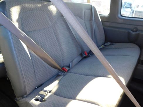 Used 2017 Chevrolet Express 3500 LT w/ LT Preferred Equipment Group image 28