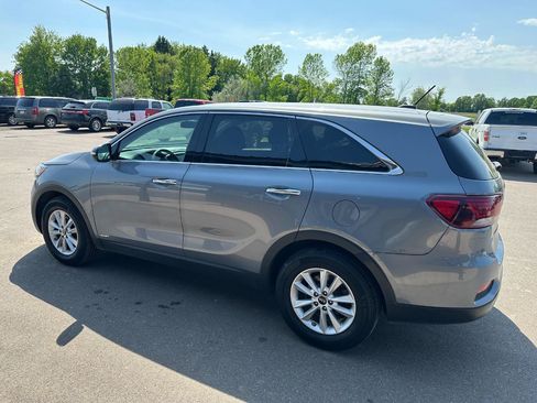 Used 2020 Kia Sorento AWD V6 image 10