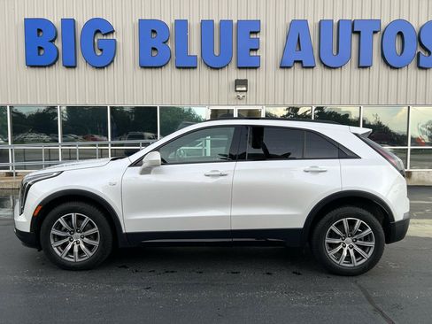 Used 2019 Cadillac XT4 Sport AWD/4WD image 2