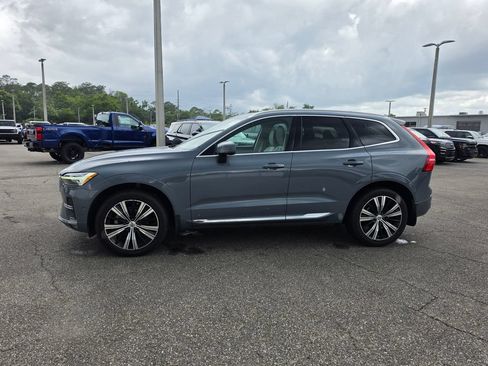 Used 2022 Volvo XC60 B5 Inscription w/ Advanced Package FWD image 5