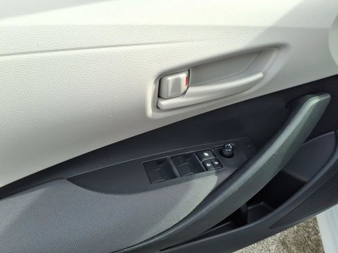 Certified 2023 Toyota Corolla LE image 12