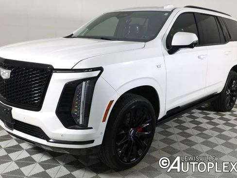 Used 2025 Cadillac Escalade Sport Platinum AWD/4WD image 9