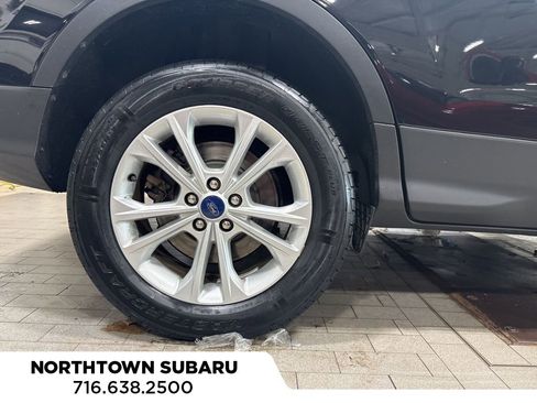 Used 2019 Ford Escape SE image 13