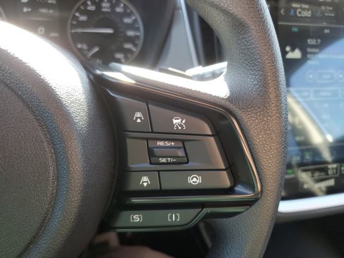 Certified 2025 Subaru Crosstrek 2.0i Premium w/ Convenience Package #2 image 17