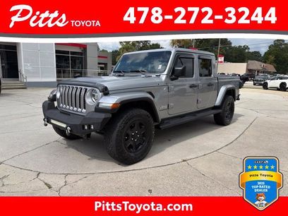 Used 2021 Jeep Gladiator Overland w/ Popular Equipment Package