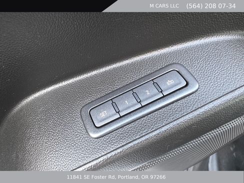 Used 2019 Chevrolet Suburban LT AWD/4WD image 14
