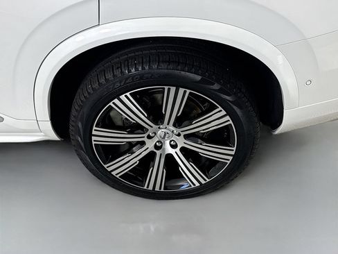 Used 2024 Volvo XC90 T8 Plus w/ Protection Package Premier AWD/4WD image 31