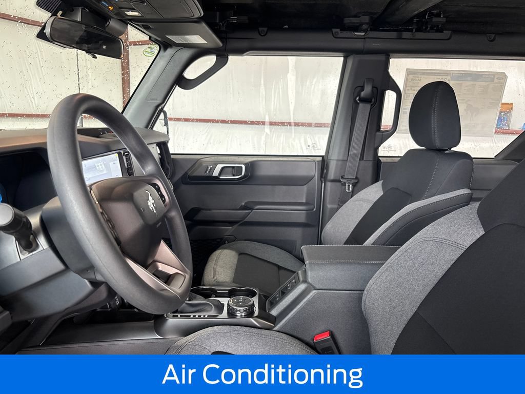New 2026 Ford Bronco 4-Door AWD/4WD image 14