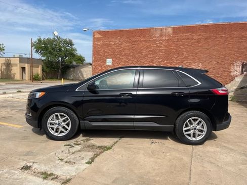 Used 2022 Ford Edge SEL w/ Convenience Package AWD/4WD image 2