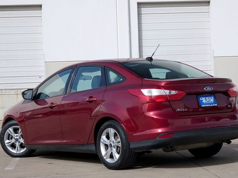 Used 2014 Ford Focus SE image 4